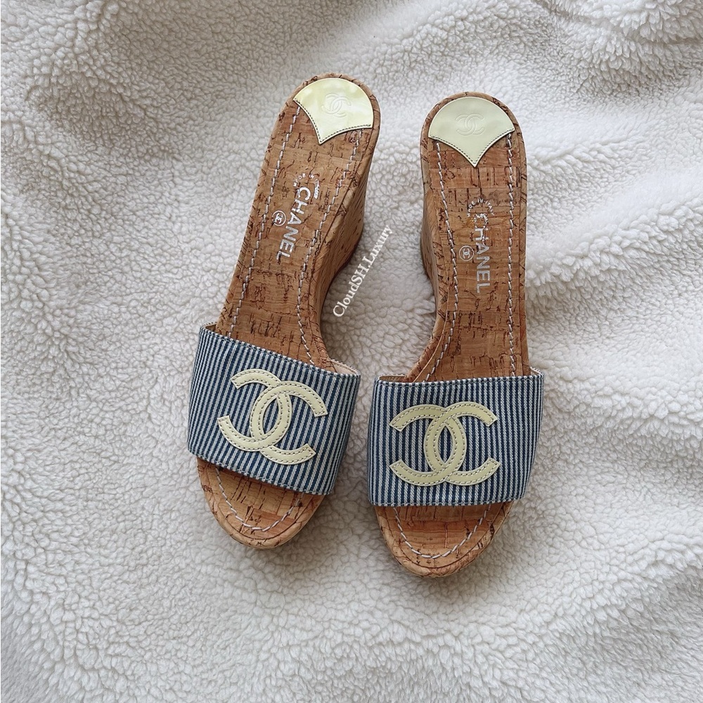 Auth Chanel Classic CC Logo Blue Stripe Cork Wedge Sandals - Size 38.5